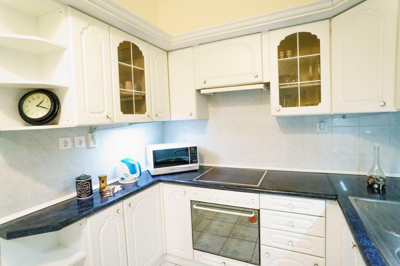 Budapest Kingdom Apartment Central & Car Parking On-Site & Aircon & Quiet & Family Friendly מראה חיצוני תמונה