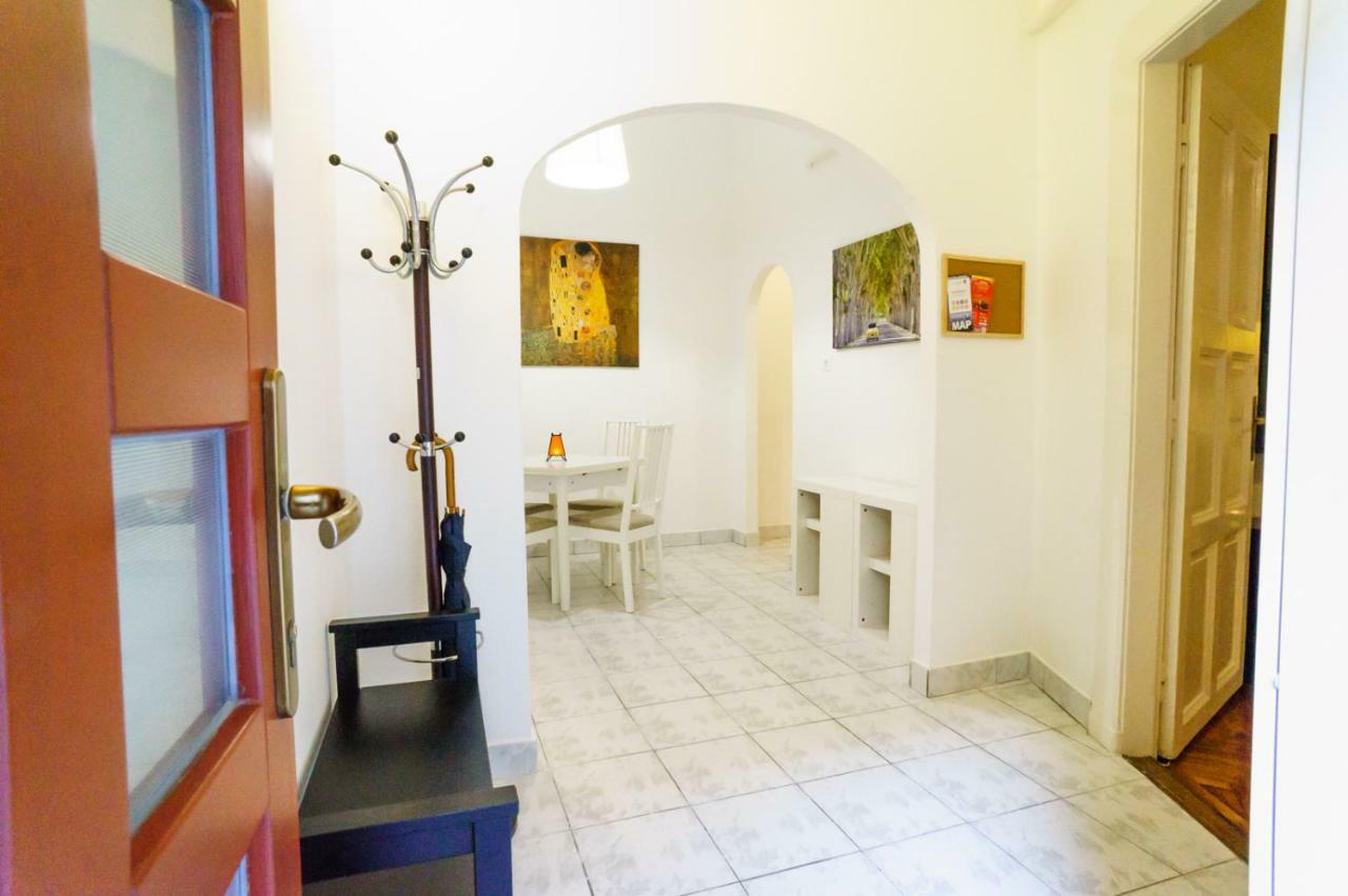 Budapest Kingdom Apartment Central & Car Parking On-Site & Aircon & Quiet & Family Friendly מראה חיצוני תמונה