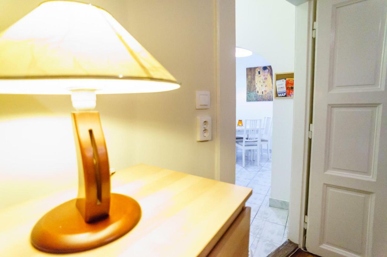 Budapest Kingdom Apartment Central & Car Parking On-Site & Aircon & Quiet & Family Friendly מראה חיצוני תמונה