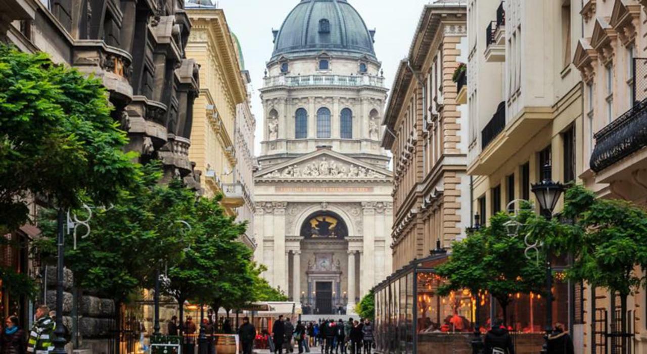 Budapest Kingdom Apartment Central & Car Parking On-Site & Aircon & Quiet & Family Friendly מראה חיצוני תמונה